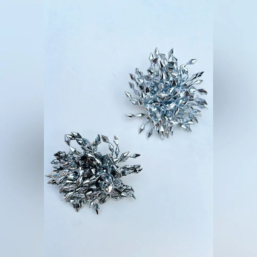flower statement earrings H41